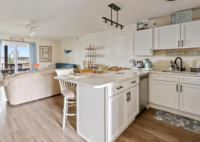 Apartment With Prime Location Next To Beach, Jolly Rogers And Boardwalk
