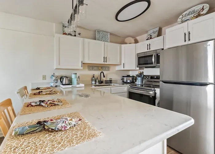 With Prime Location Next To Beach, Jolly Rogers And Boardwalk Apartment Ocean City